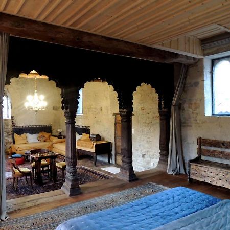 Maison Romane 1136 Cluny Buitenkant foto