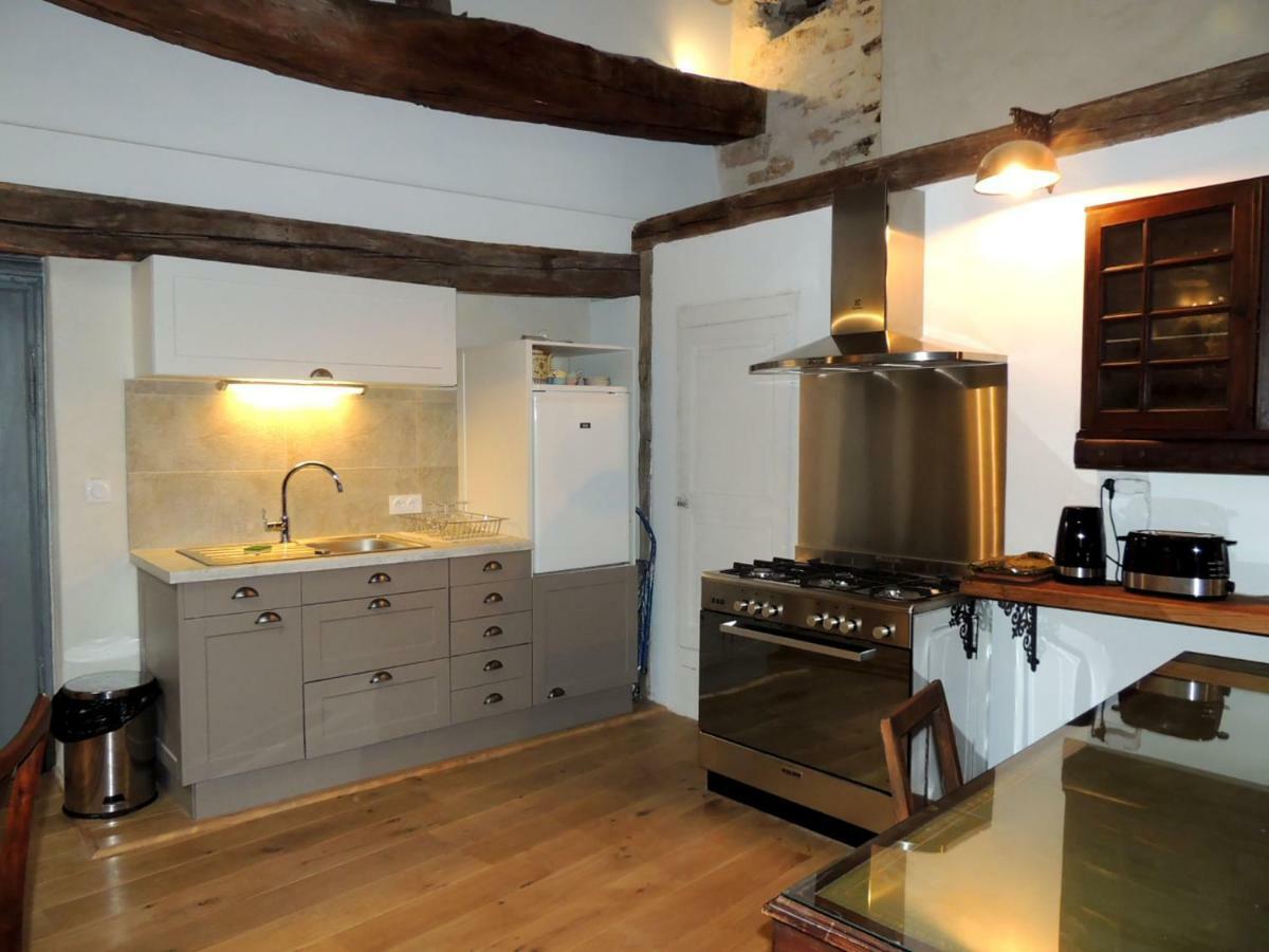 Maison Romane 1136 Cluny Buitenkant foto