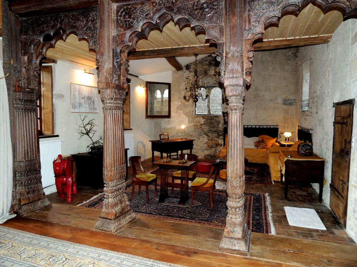 Maison Romane 1136 Cluny Buitenkant foto