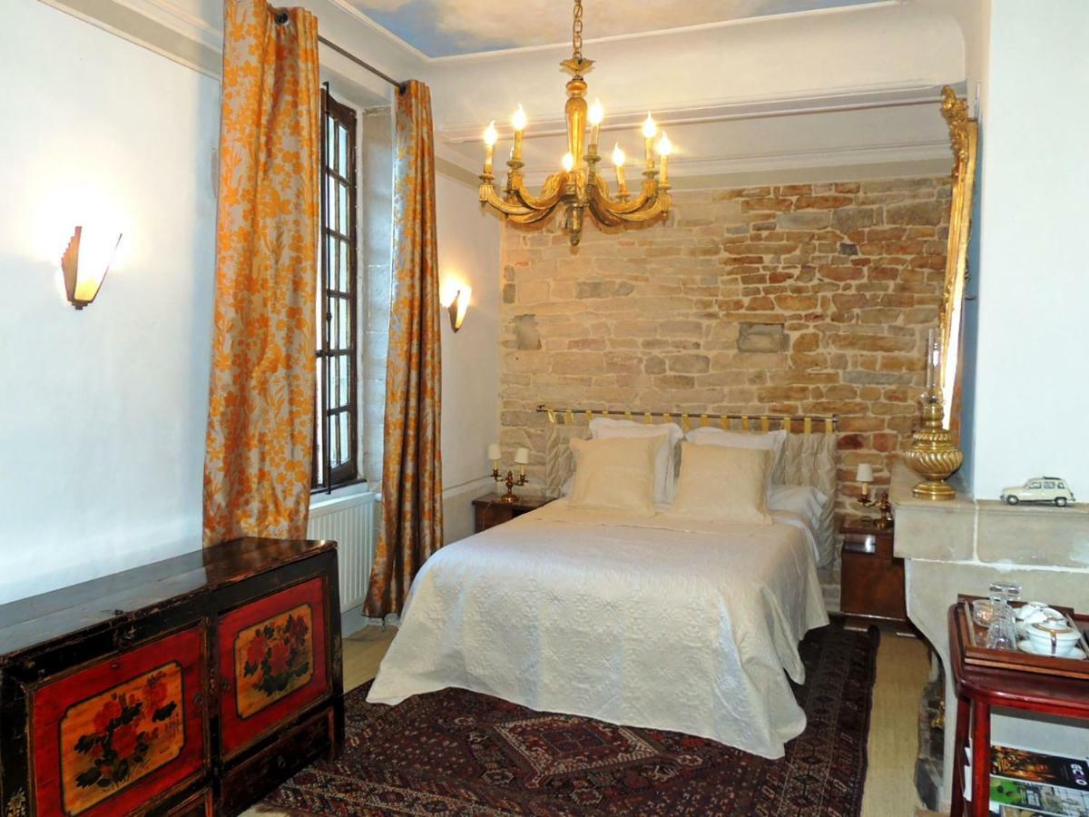 Maison Romane 1136 Cluny Buitenkant foto